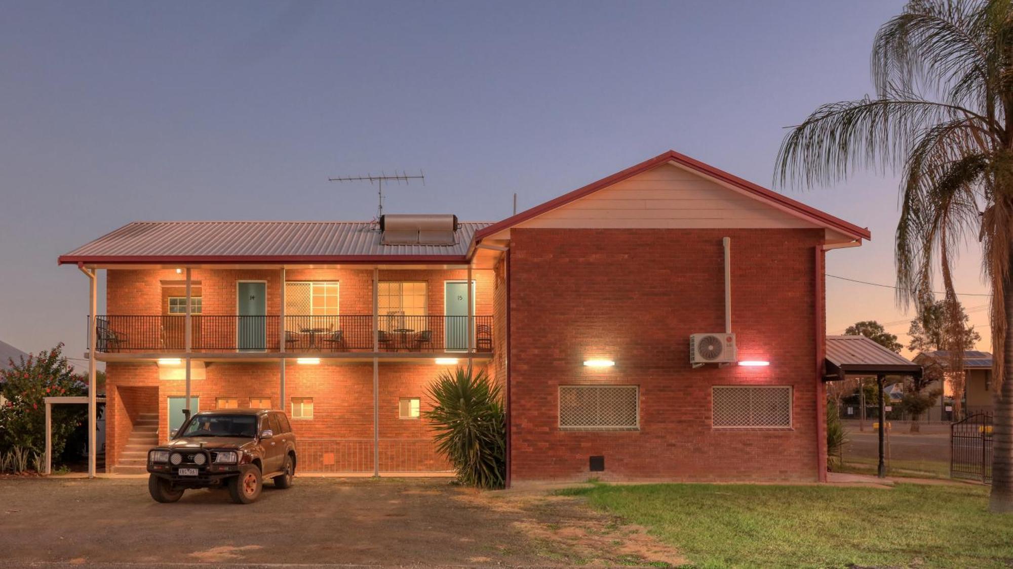 The Major Mitchell Motel Bourke Extérieur photo